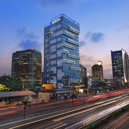 Aston Priority Simatupang Hotel And Conference Center Джакарта Екстериор снимка